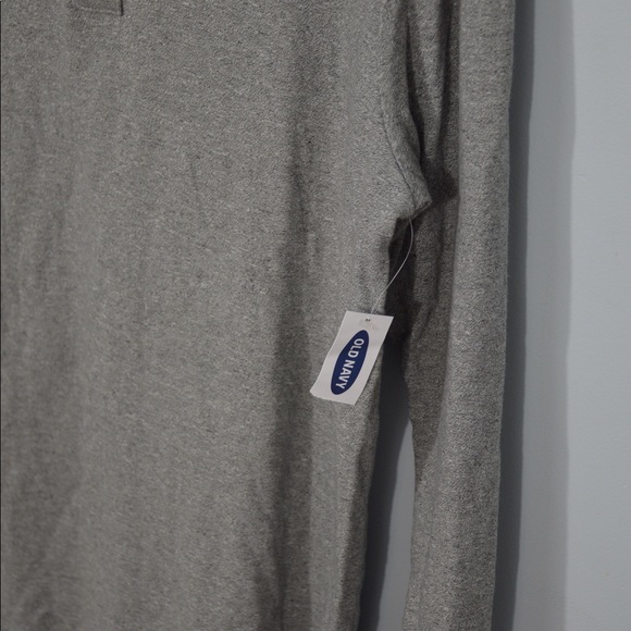 Old Navy Grey Log Sleeve Henley for Men - Picture 5 of 6